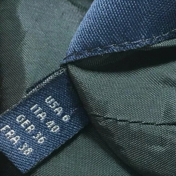 BURBERRY Size 6 VTG Wool Black & White Striped Crop Jacket w/ COA - Picture 8 of 11